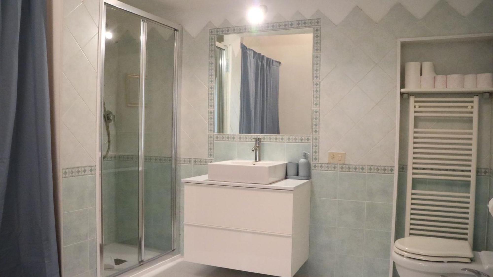 Toffee Palmari 23 - Seven Suites Sanremo Luaran gambar