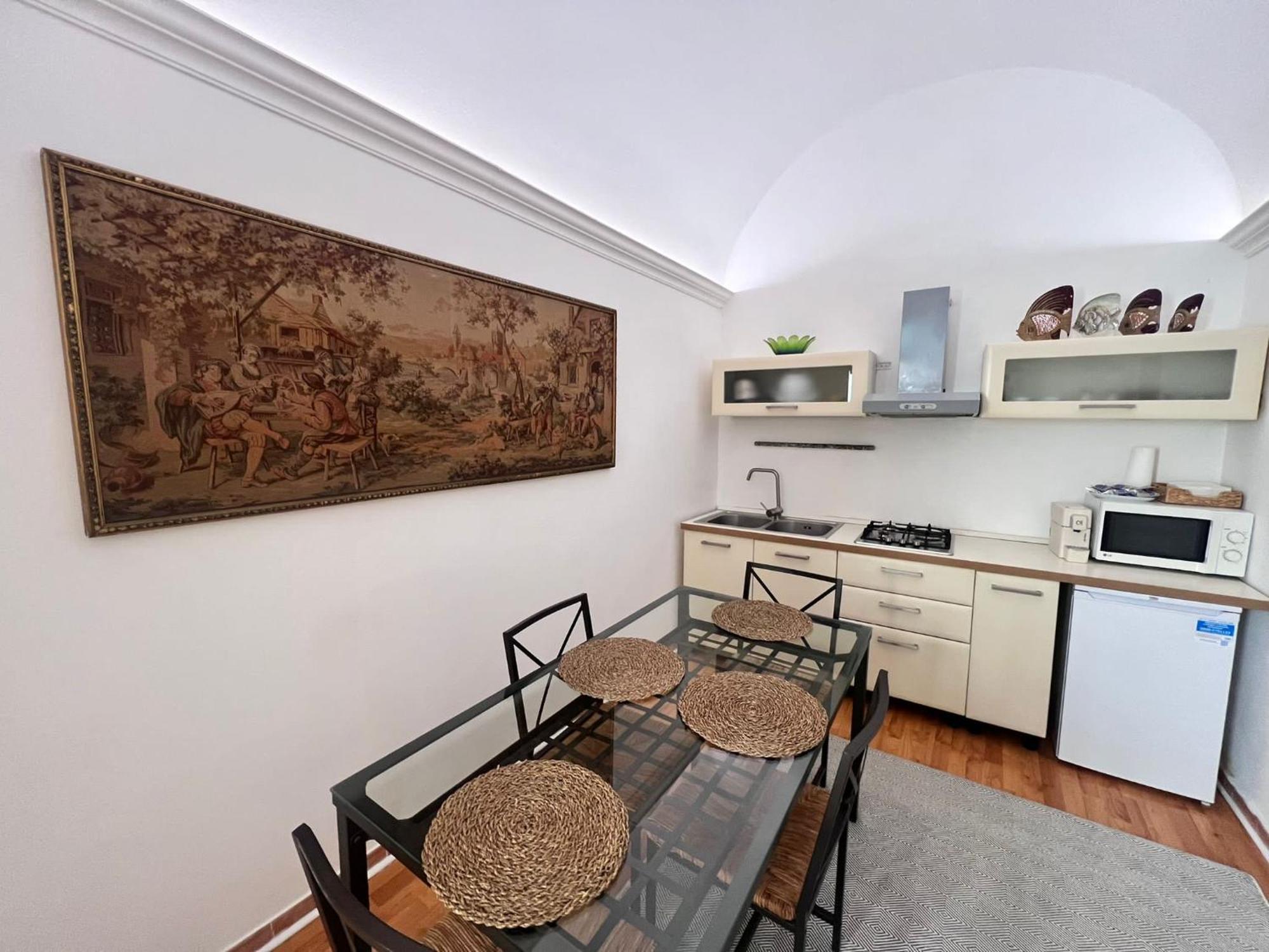 Toffee Palmari 23 - Seven Suites Sanremo Luaran gambar