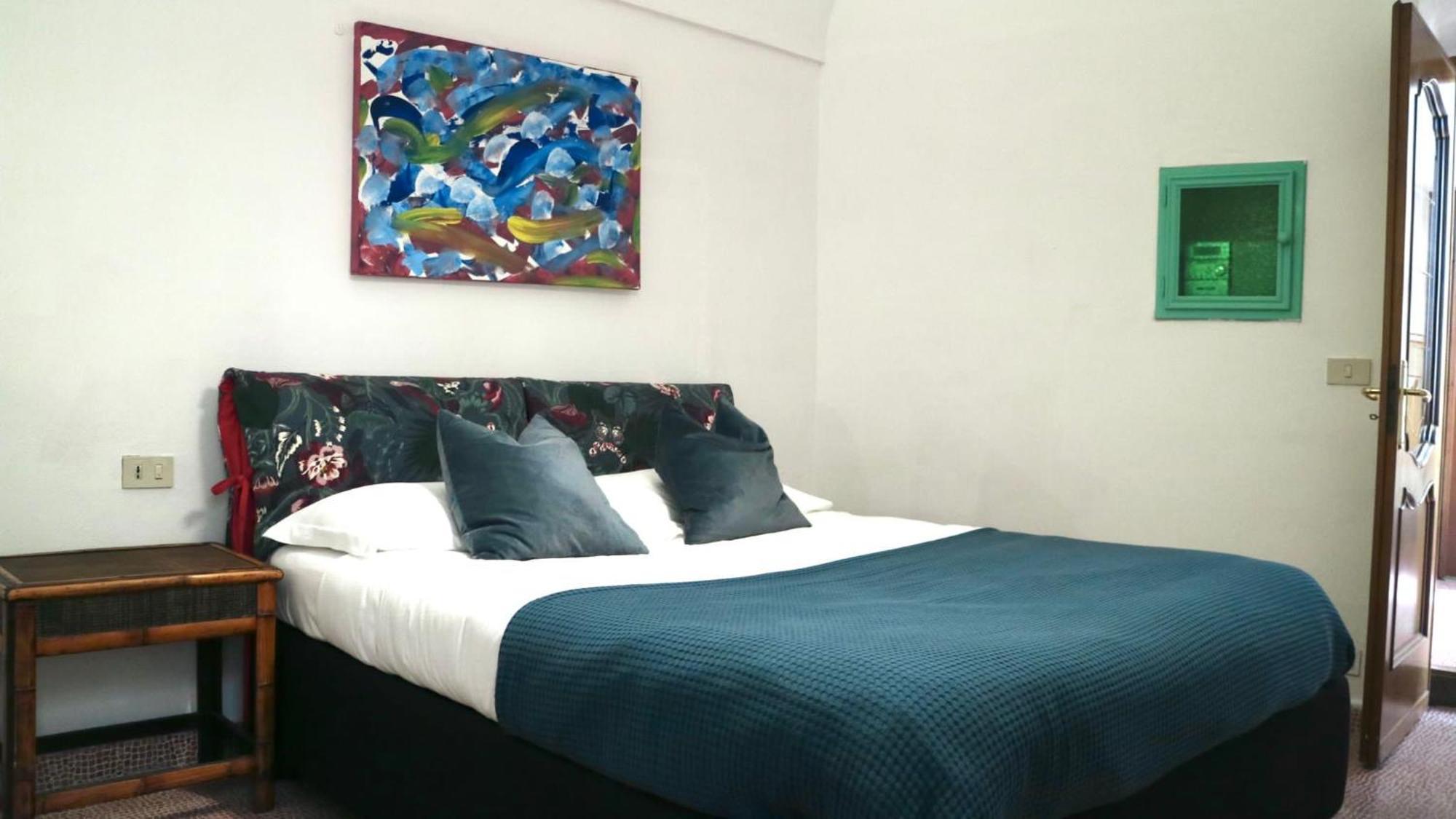 Toffee Palmari 23 - Seven Suites Sanremo Luaran gambar