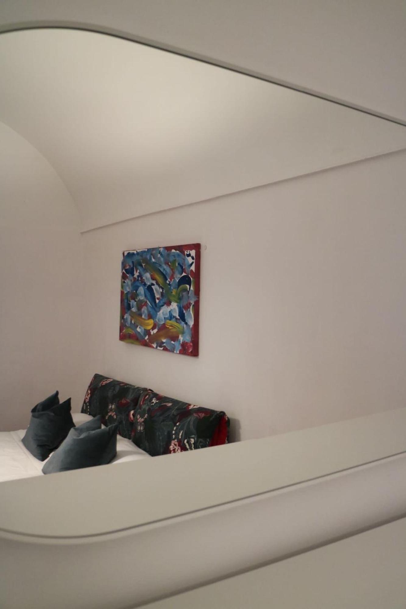 Toffee Palmari 23 - Seven Suites Sanremo Luaran gambar