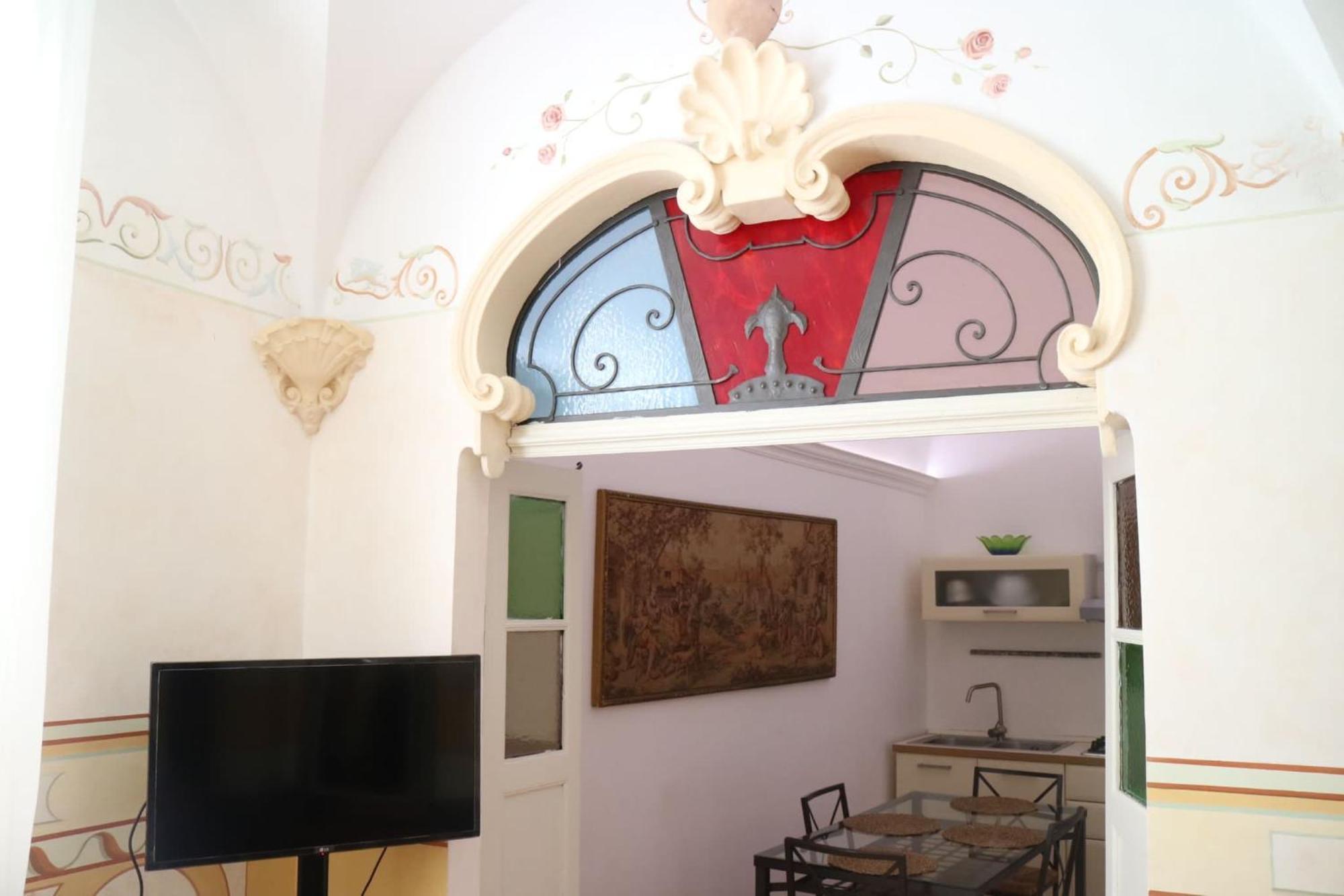 Toffee Palmari 23 - Seven Suites Sanremo Luaran gambar