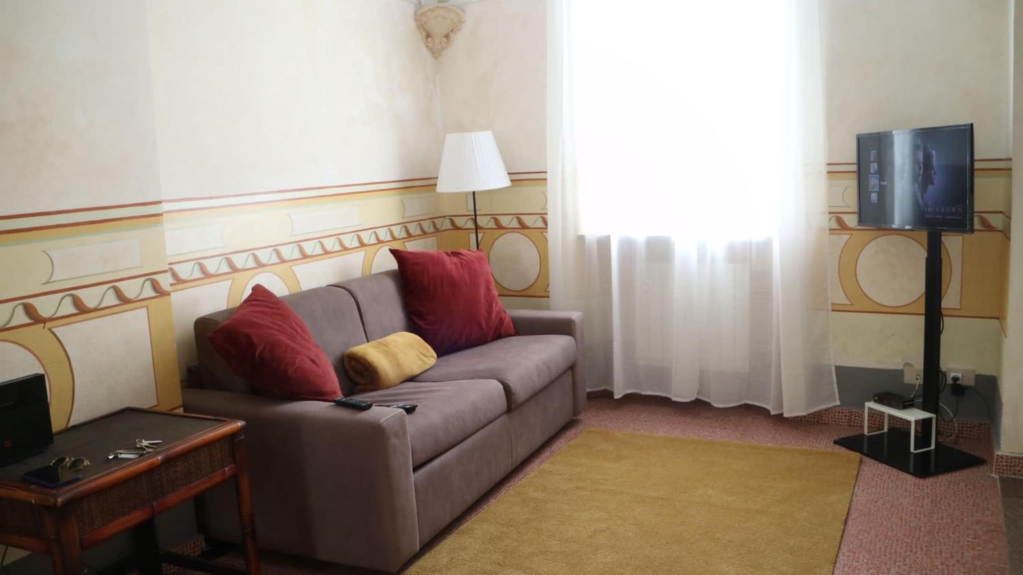 Toffee Palmari 23 - Seven Suites Sanremo Luaran gambar